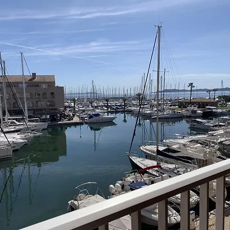 : 4 Pers Marina Climatise Avec Garage - Fr-1-335-162 Hyères
