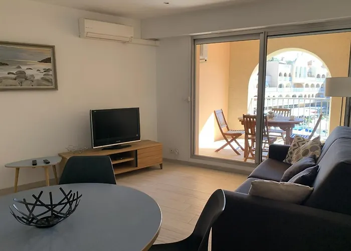 : 4 Pers Marina Climatise Avec Garage - Fr-1-335-162 Lejlighed Hyères